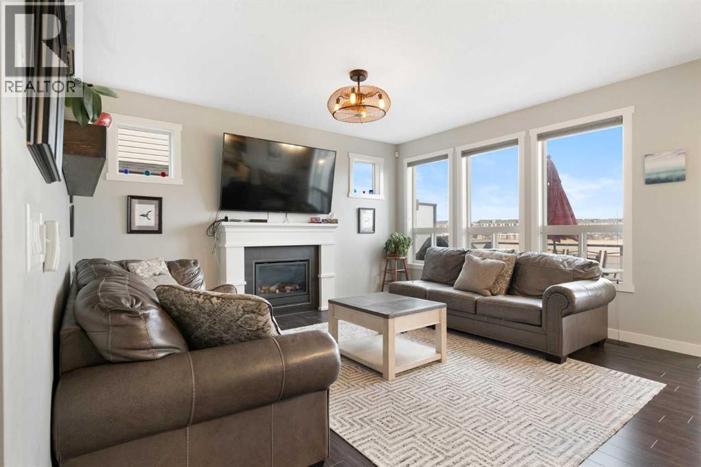 49 Williamstown Park Nw, Airdrie, Alberta  T4B 3Y9 - Photo 7 - A2254825