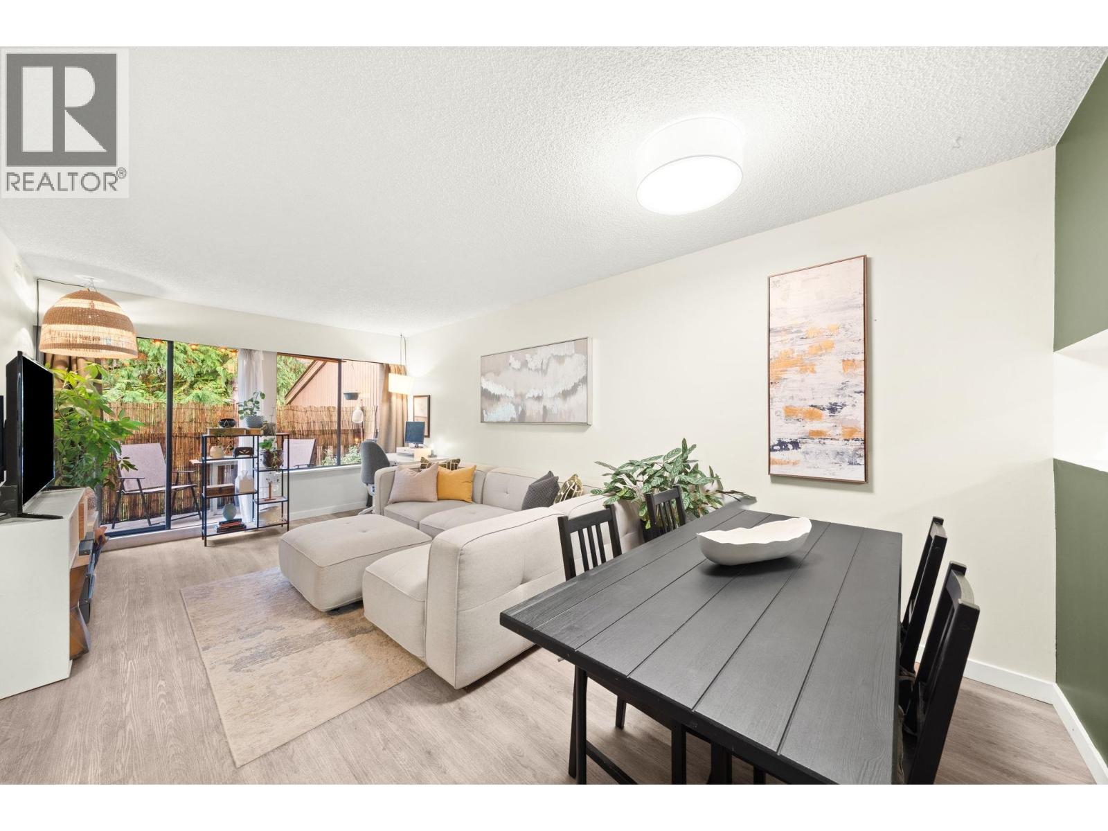 1884 Purcell Way, North Vancouver, British Columbia  V7J 3K3 - Photo 5 - R3062499