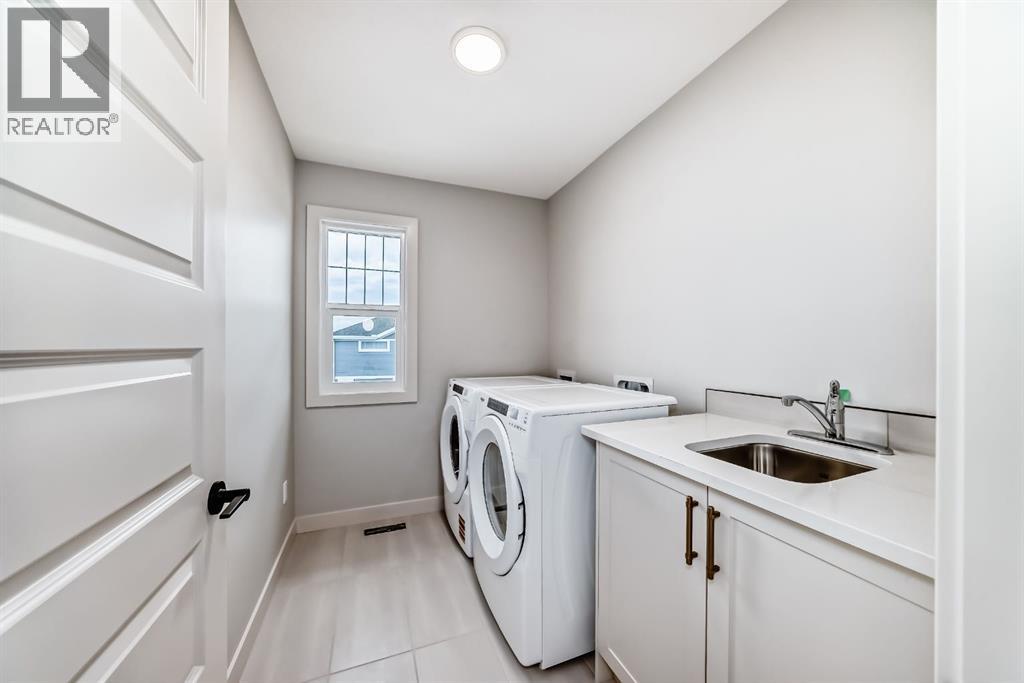 146 Saddlebred Place, Cochrane, Alberta  T4C 3E6 - Photo 36 - A2267335