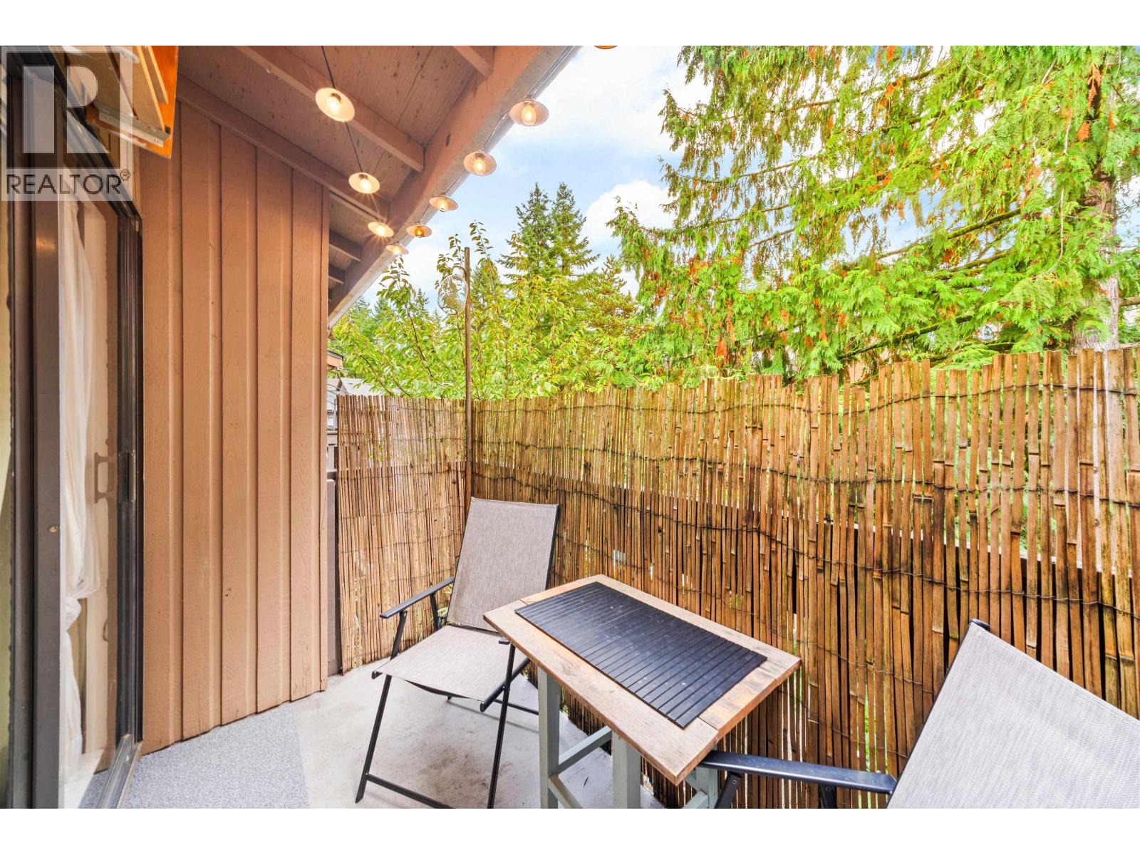 1884 Purcell Way, North Vancouver, British Columbia  V7J 3K3 - Photo 2 - R3062499