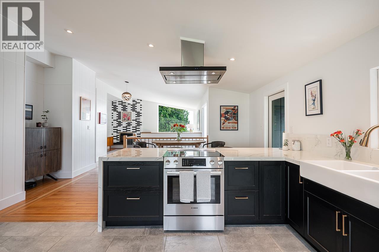 1723 Hammond Avenue, Coquitlam, British Columbia  V3K 2P8 - Photo 5 - R3051213