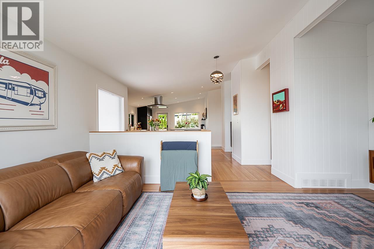 1723 Hammond Avenue, Coquitlam, British Columbia  V3K 2P8 - Photo 8 - R3051213