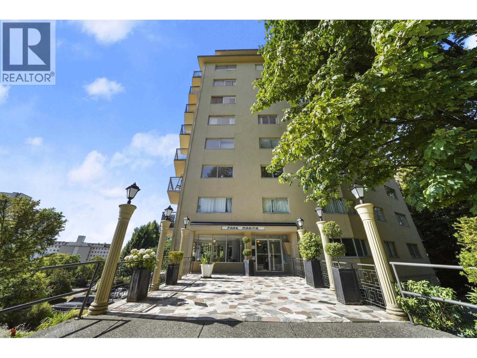 605 1930 MARINE DRIVE, West Vancouver, British Columbia