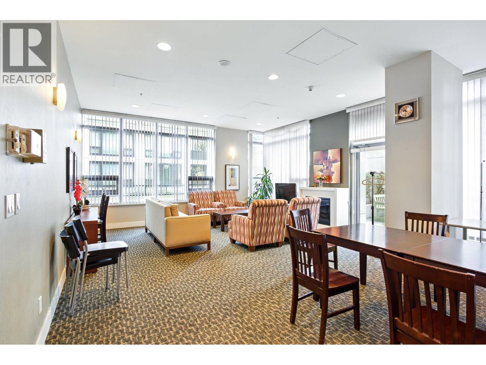 1101 7178 Collier Street, Burnaby, British Columbia  V5E 4N7 - Photo 2 - R3062073