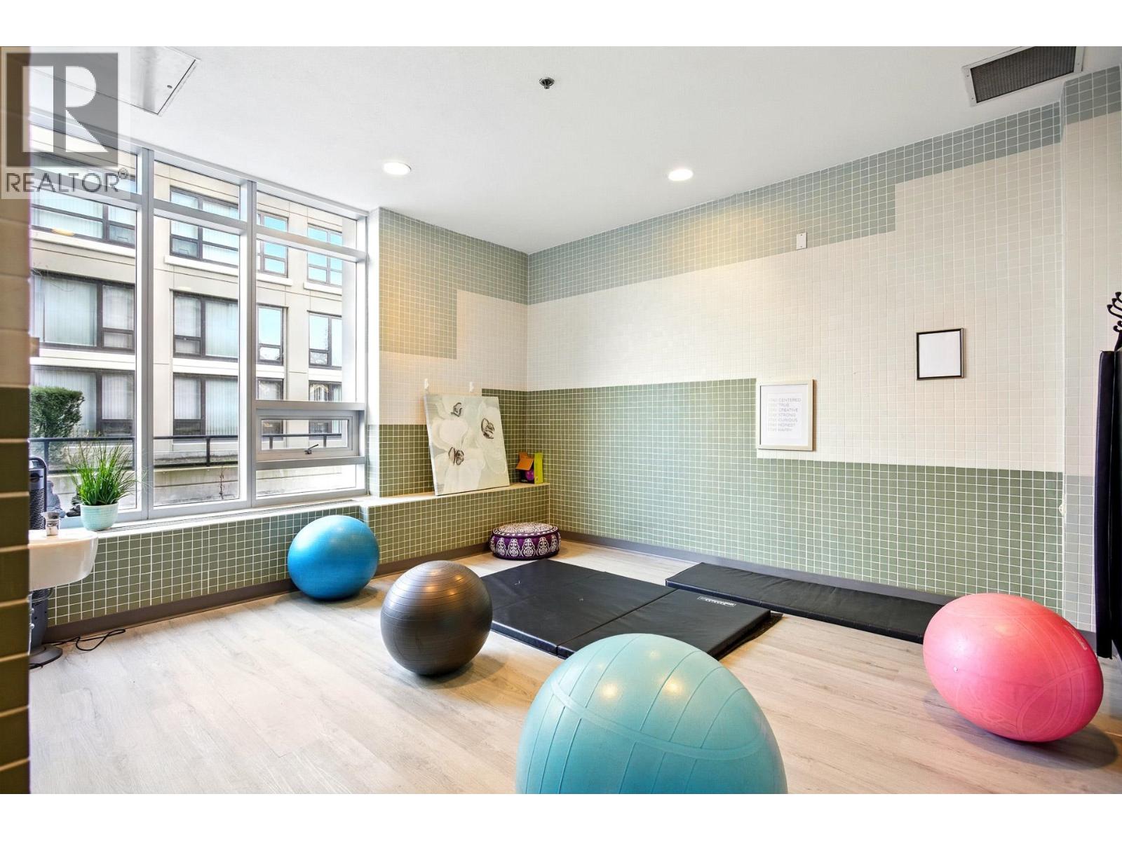 1101 7178 Collier Street, Burnaby, British Columbia  V5E 4N7 - Photo 5 - R3062073