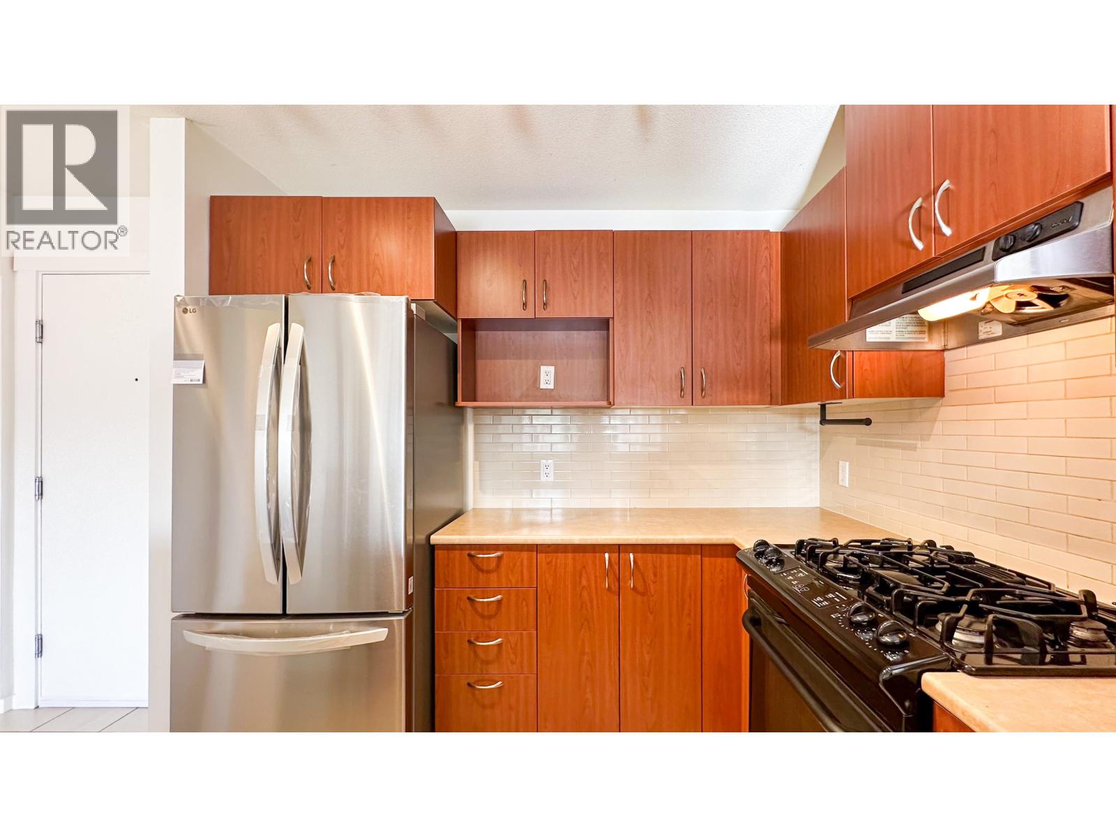 310 9098 Halston Court, Burnaby, British Columbia  V3N 0A6 - Photo 5 - R3062911