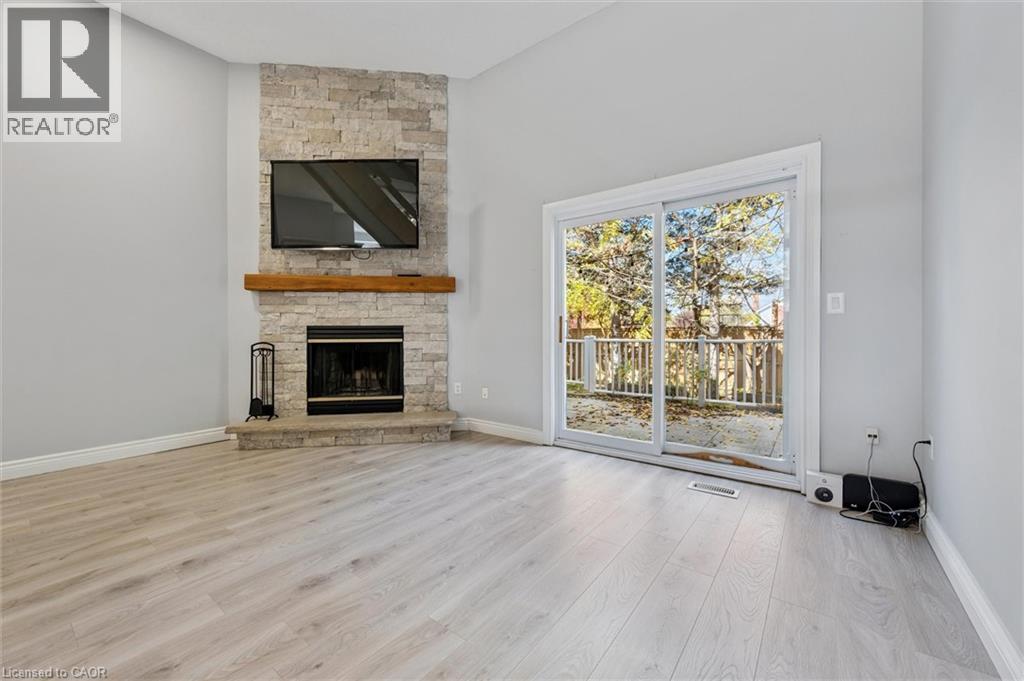 589 Beechwood Drive Unit# 5, Waterloo, Ontario  N2T 2K9 - Photo 3 - 40784123