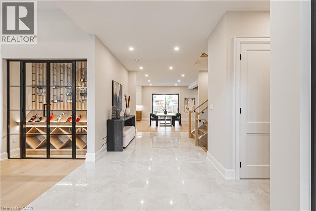 362 Harmony Hall Drive, Ancaster, Ontario  L9G 2T4 - Photo 2 - 40784053