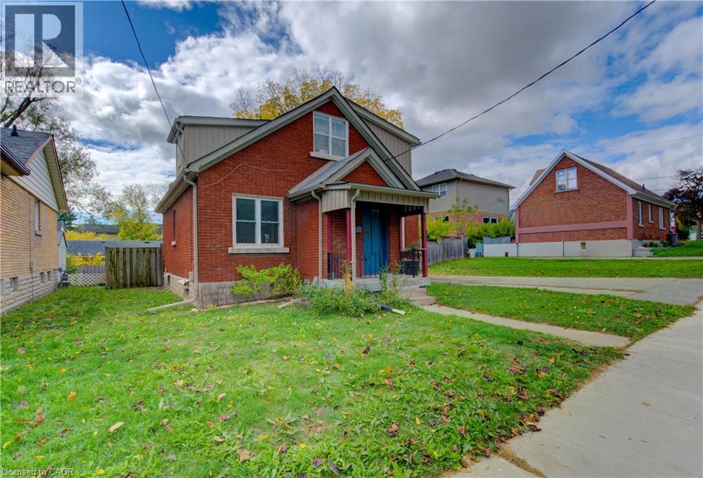 9 Kehl Street, Kitchener, Ontario  N2M 3T8 - Photo 2 - 40783857