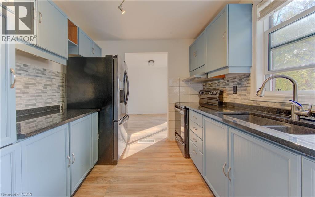 9 Kehl Street, Kitchener, Ontario  N2M 3T8 - Photo 6 - 40783857