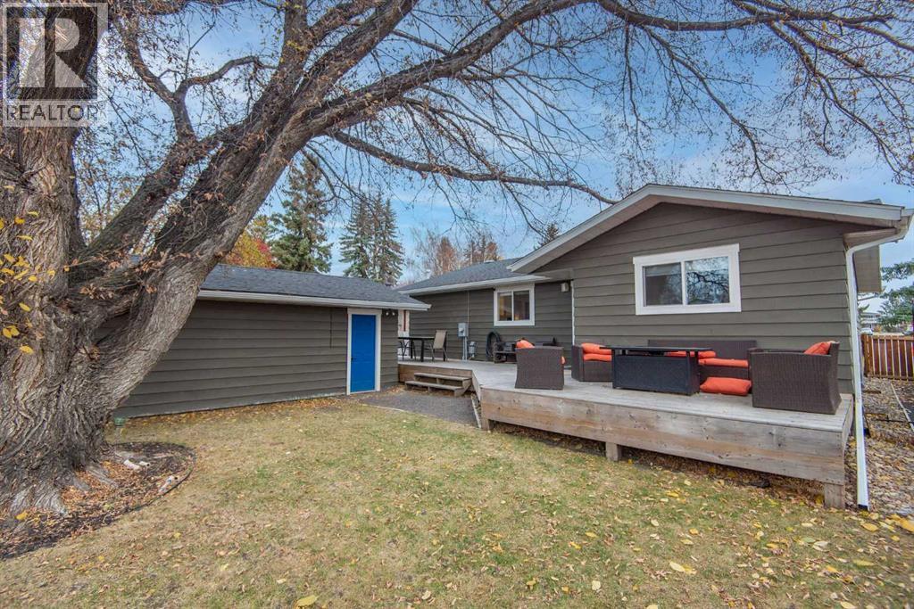 34 Wright Avenue, Red Deer, Alberta  T4N 5X2 - Photo 4 - A2266682