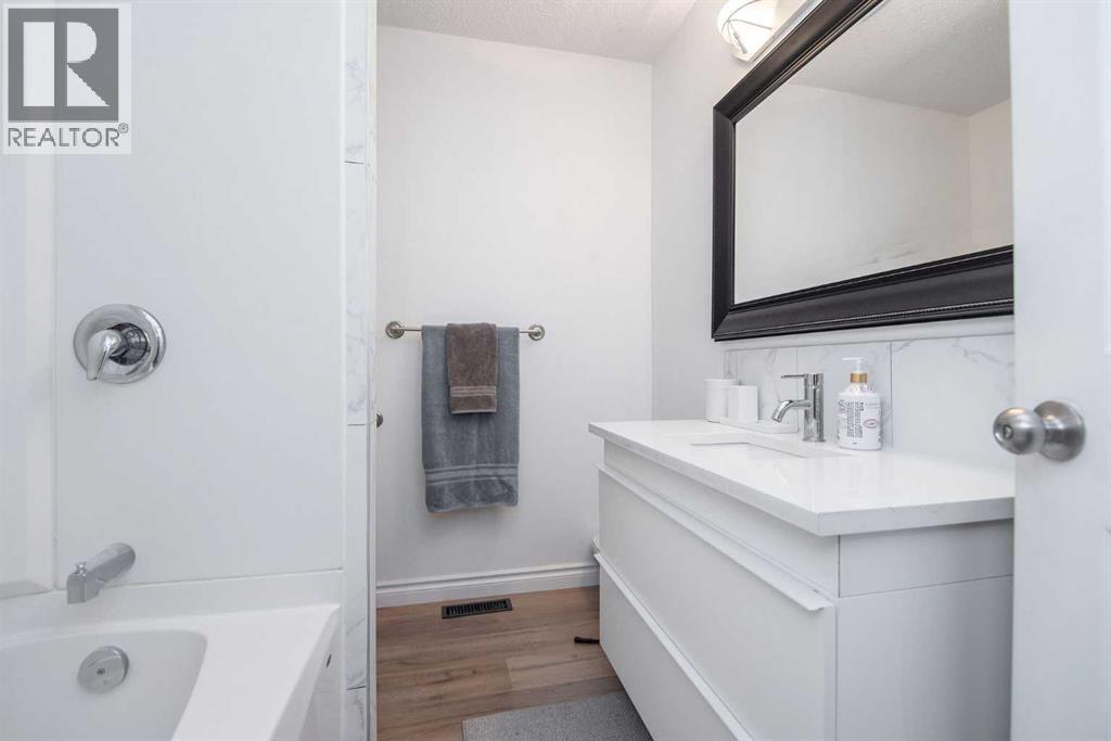 34 Wright Avenue, Red Deer, Alberta  T4N 5X2 - Photo 28 - A2266682