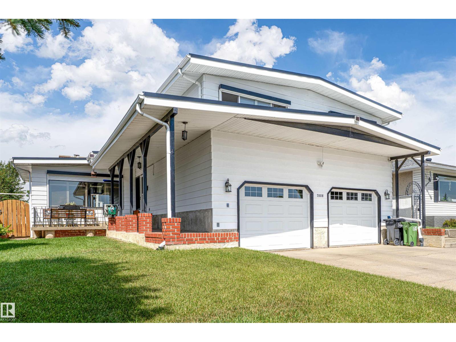 7508 147 Av Nw, Edmonton, Alberta  T5C 2T2 - Photo 2 - E4450272