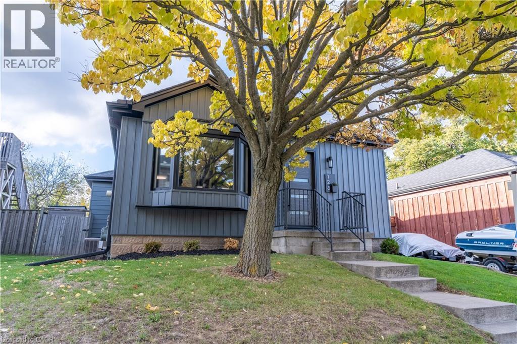 128 East 17th Street, Hamilton, Ontario  L9A 4M5 - Photo 34 - 40784096