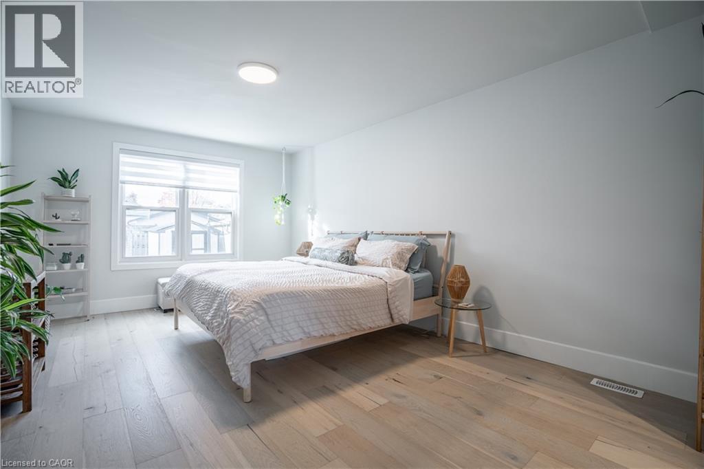 128 East 17th Street, Hamilton, Ontario  L9A 4M5 - Photo 19 - 40784096