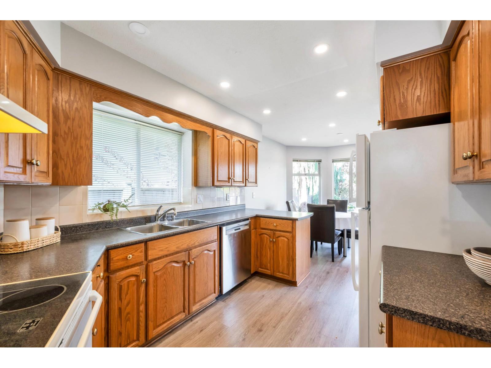 16339 95th Avenue, Surrey, British Columbia  V4N 3C5 - Photo 14 - R3061910