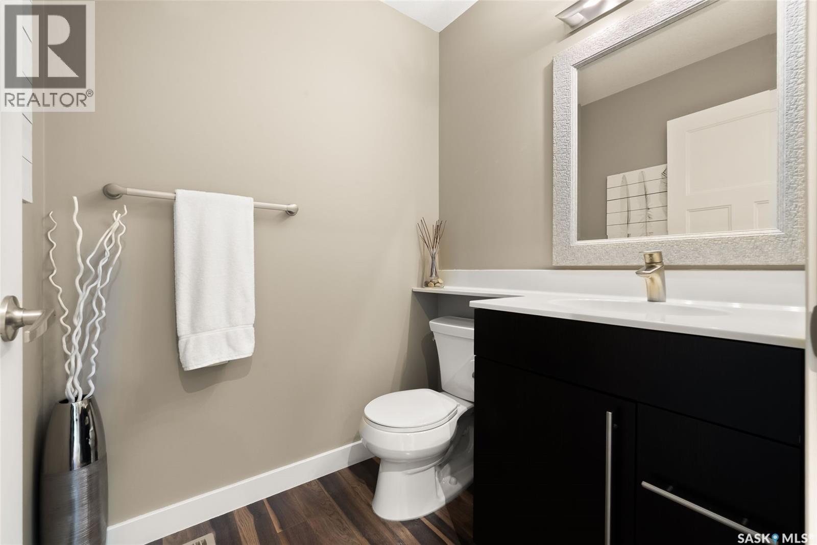 228 Foxtail Street, Regina, Saskatchewan  S4Y 0B1 - Photo 15 - SK021964