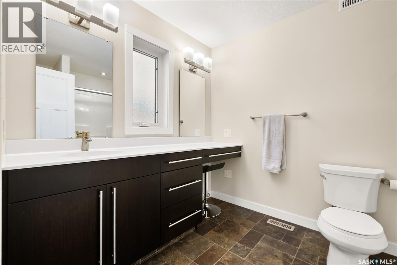 228 Foxtail Street, Regina, Saskatchewan  S4Y 0B1 - Photo 21 - SK021964