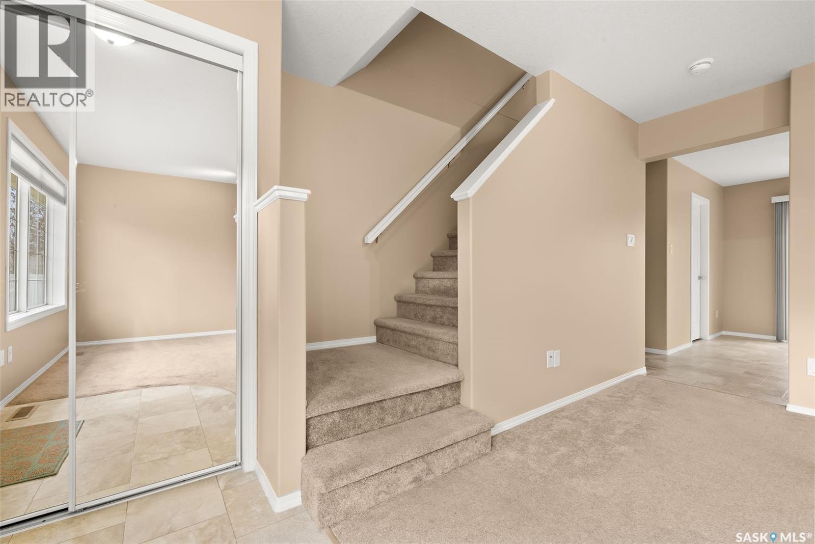 2750 Cranbourn Crescent, Regina, Saskatchewan  S4V 3C1 - Photo 11 - SK021955