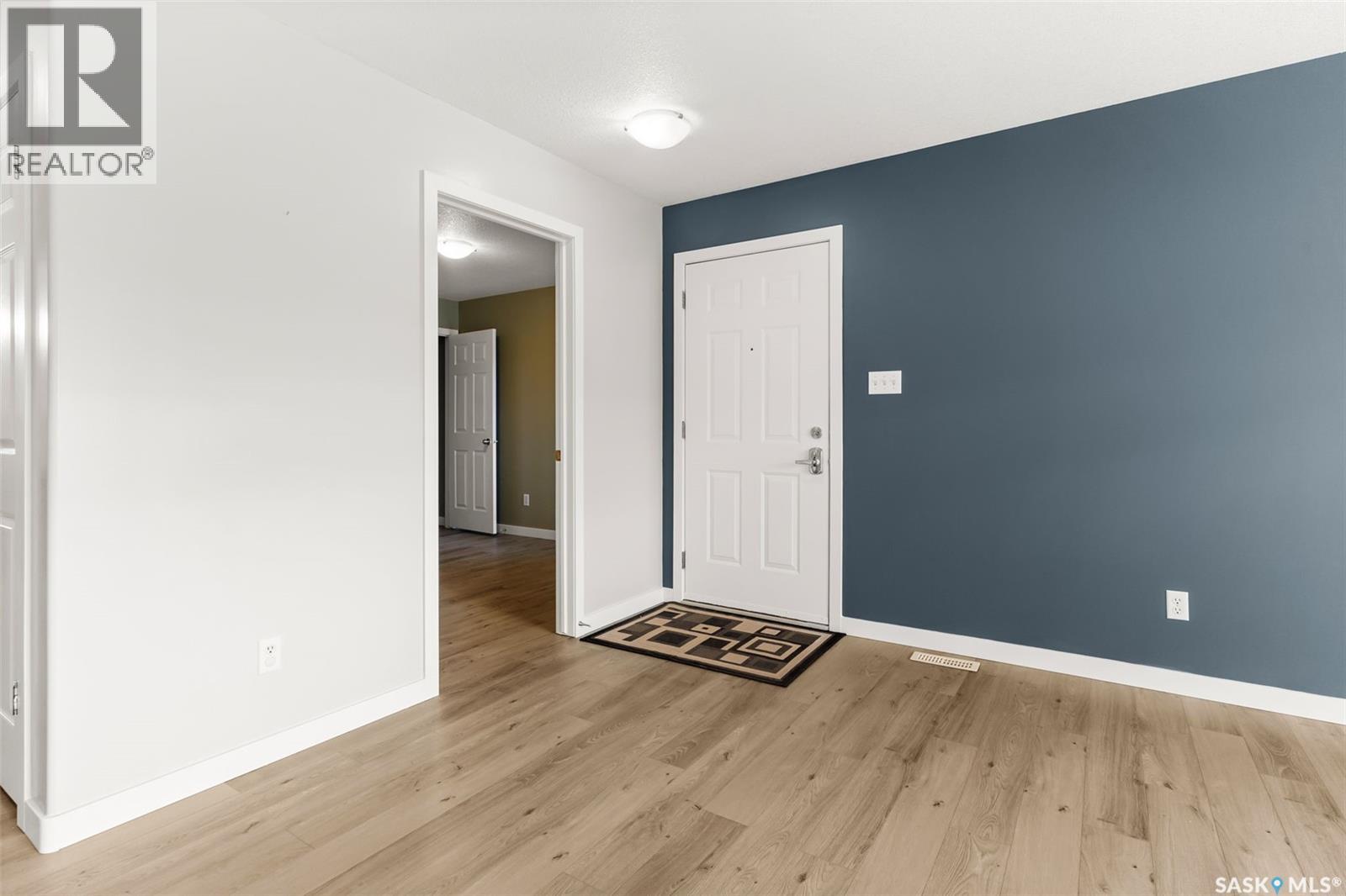 3918 7th Avenue E, Regina, Saskatchewan  S4N 7L9 - Photo 4 - SK021954