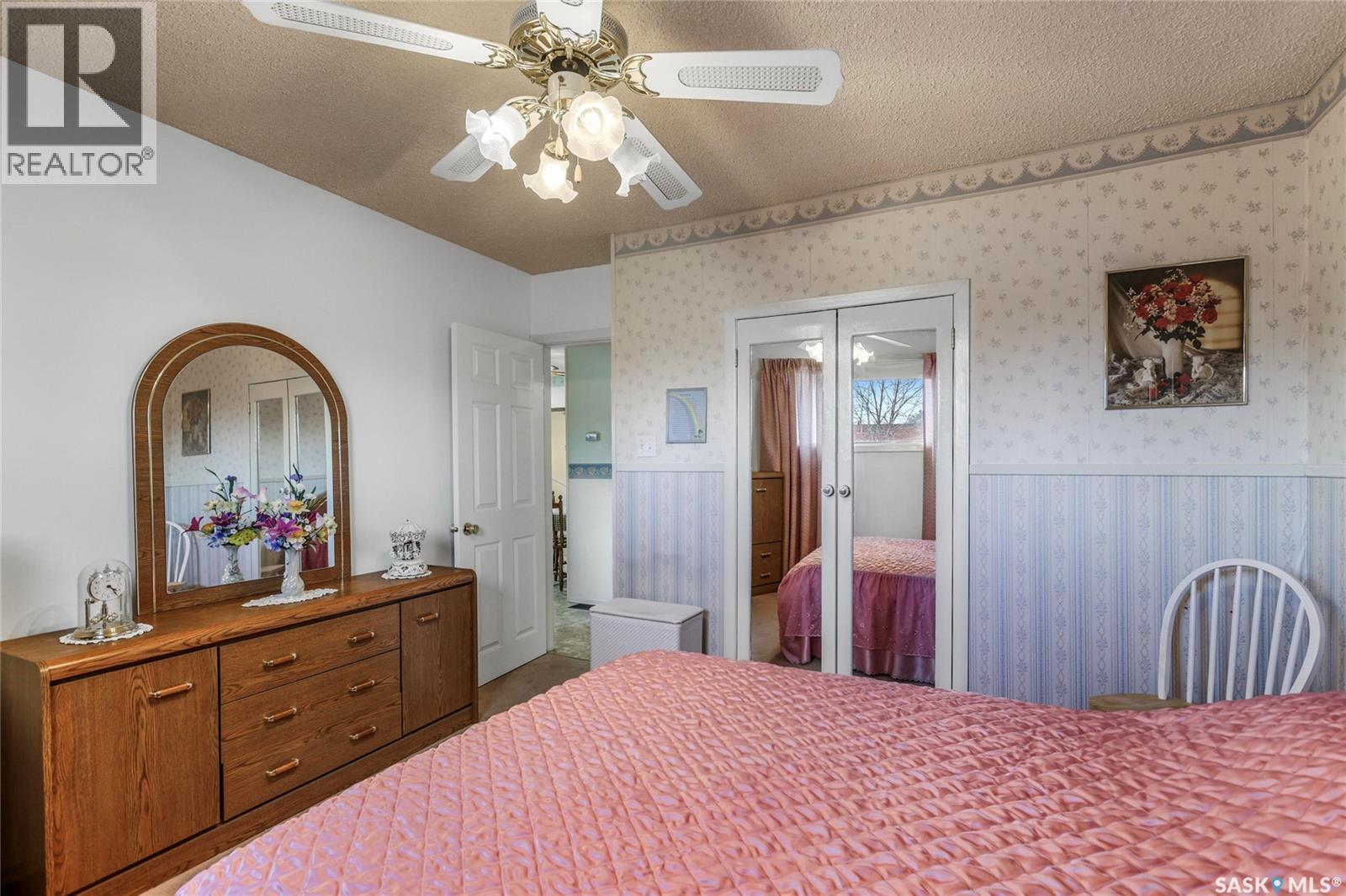 2072 Harvey Street, Regina, Saskatchewan  S4N 2M7 - Photo 12 - SK021953