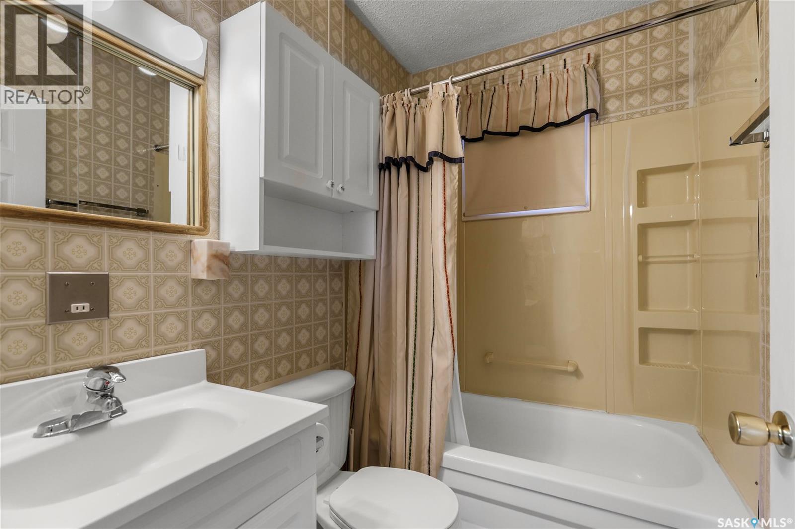 2072 Harvey Street, Regina, Saskatchewan  S4N 2M7 - Photo 13 - SK021953