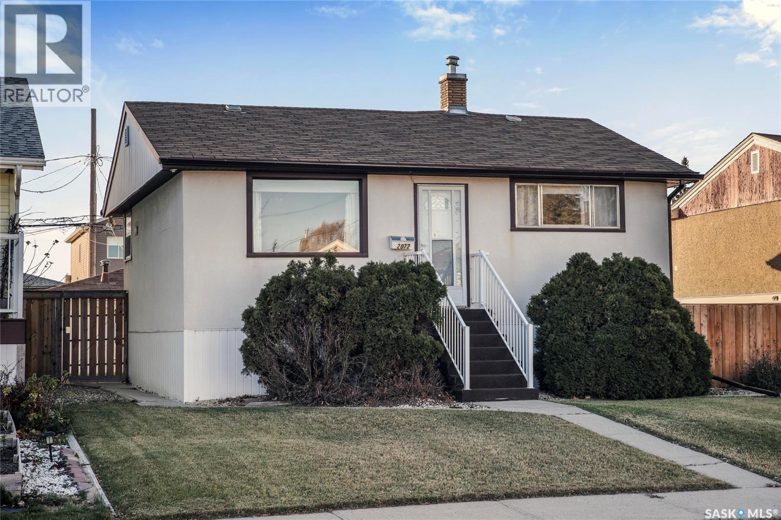 2072 Harvey Street, Regina, Saskatchewan  S4N 2M7 - Photo 2 - SK021953