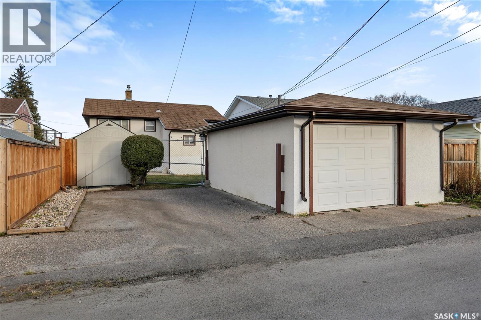 2072 Harvey Street, Regina, Saskatchewan  S4N 2M7 - Photo 34 - SK021953