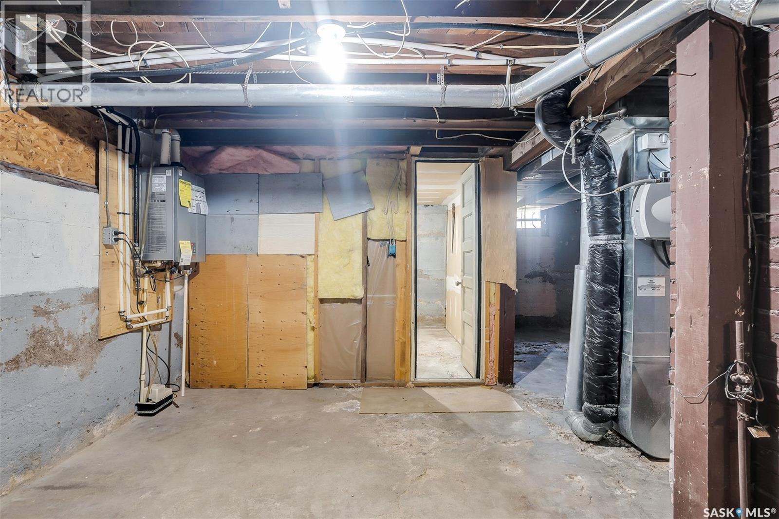 1512 7th Avenue N, Saskatoon, Saskatchewan  S7K 2W5 - Photo 31 - SK021943