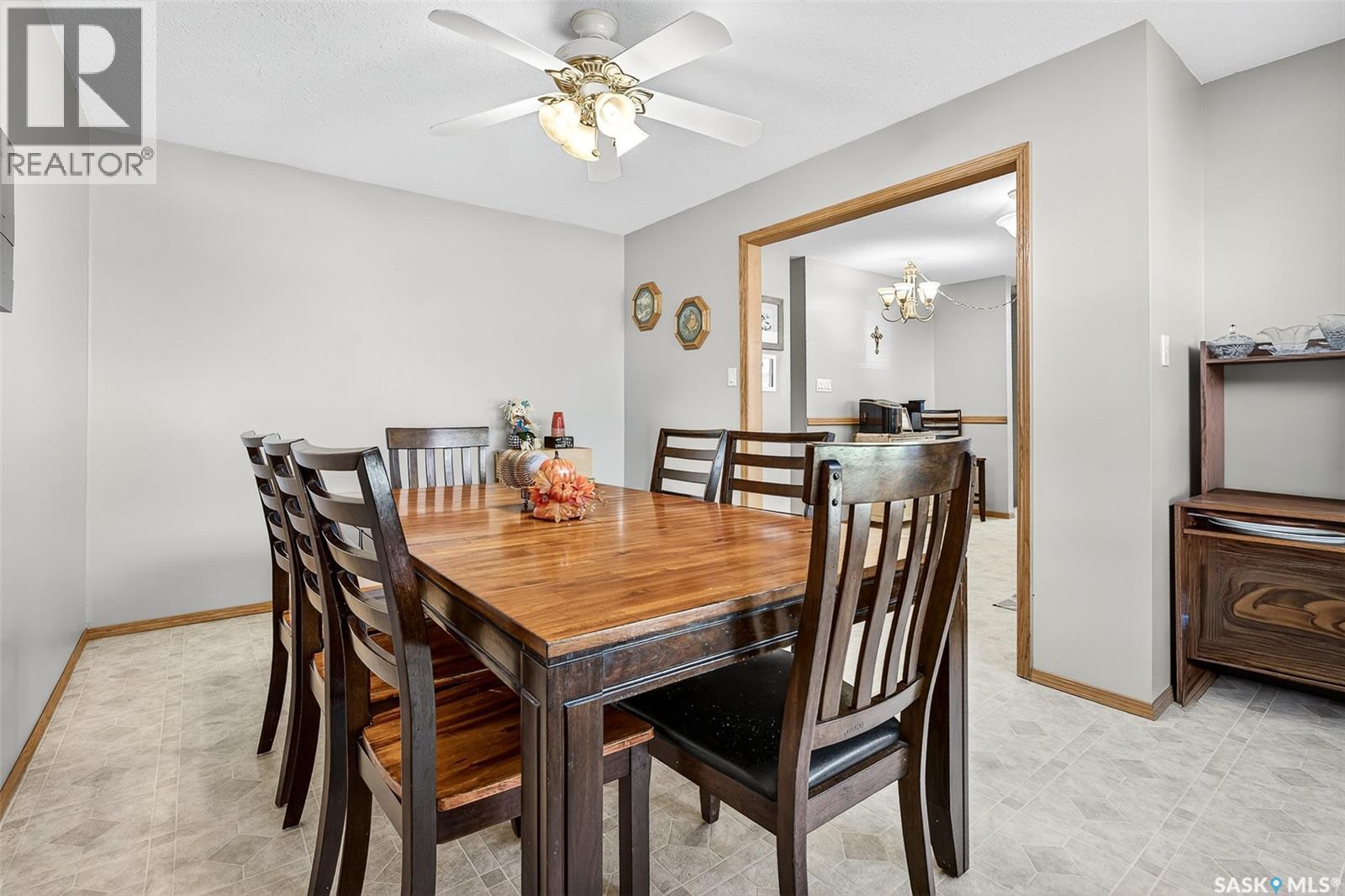 1305 Princess Crescent, Moose Jaw, Saskatchewan  S6H 6V7 - Photo 14 - SK021925