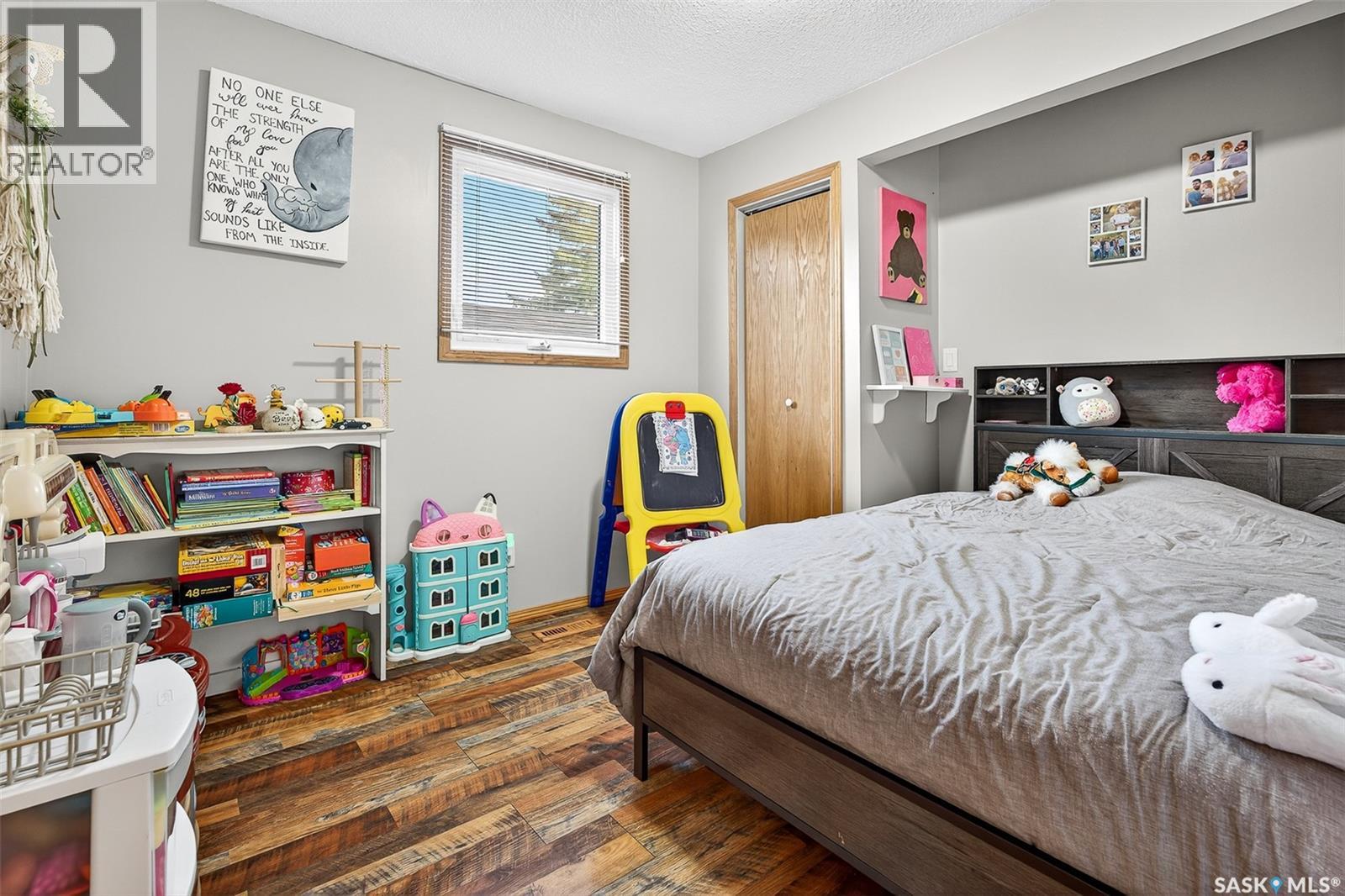 1305 Princess Crescent, Moose Jaw, Saskatchewan  S6H 6V7 - Photo 24 - SK021925