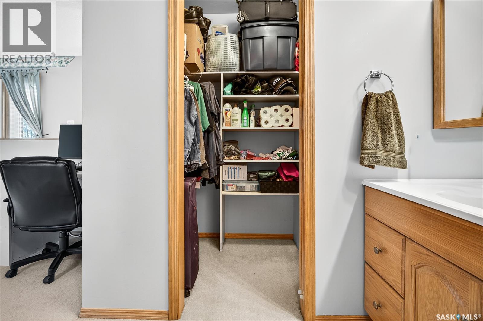 1305 Princess Crescent, Moose Jaw, Saskatchewan  S6H 6V7 - Photo 31 - SK021925