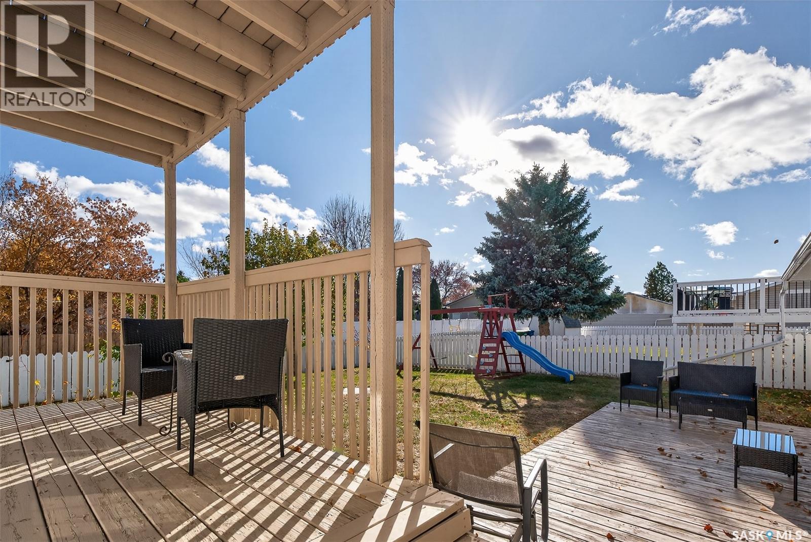 1305 Princess Crescent, Moose Jaw, Saskatchewan  S6H 6V7 - Photo 5 - SK021925