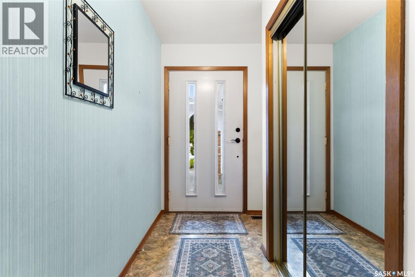 146 Williston Drive, Regina, Saskatchewan  S4X 1C6 - Photo 4 - SK021906