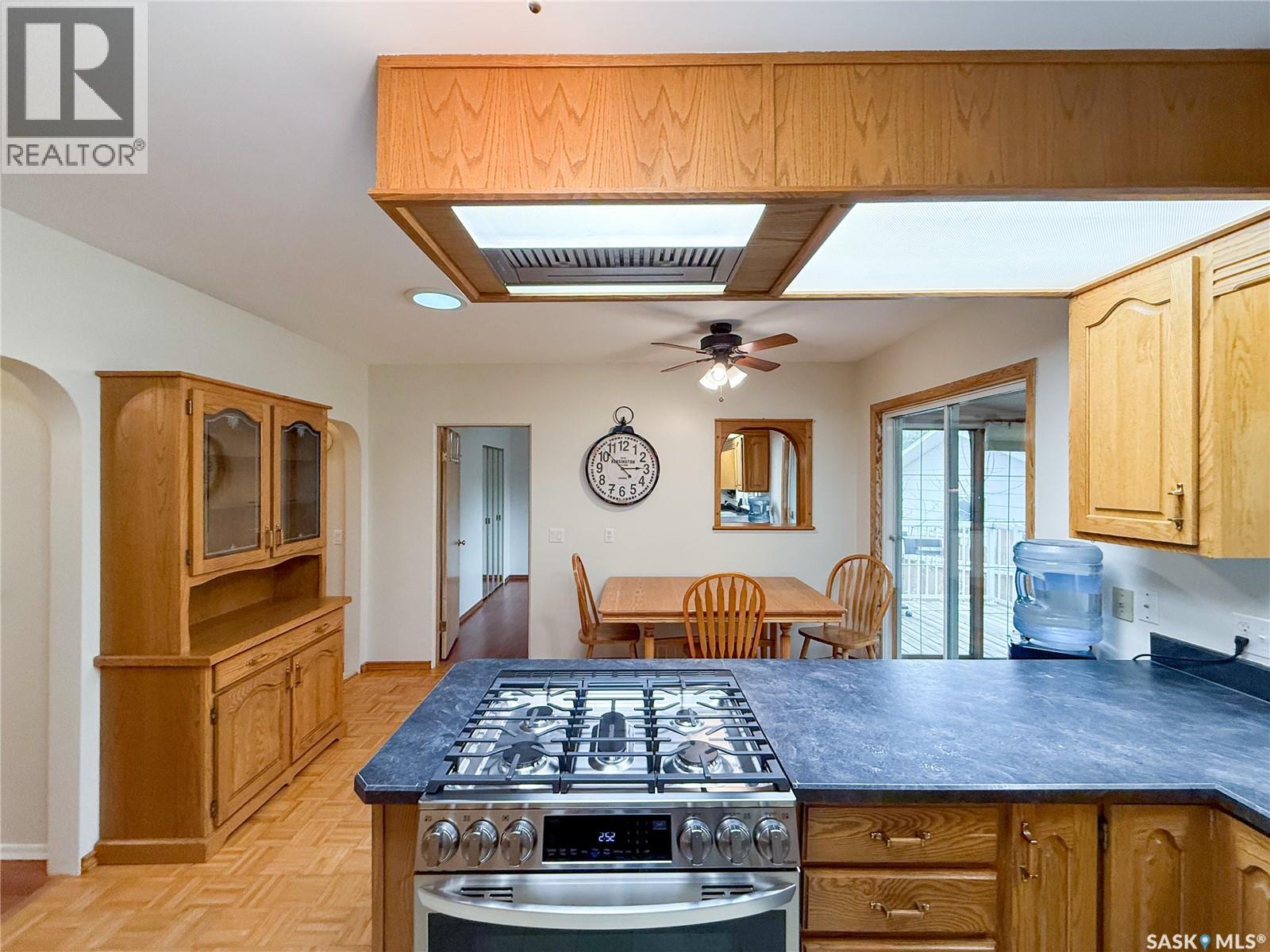 220 1st Street W, Ponteix, Saskatchewan  S0N 1Z0 - Photo 11 - SK021875