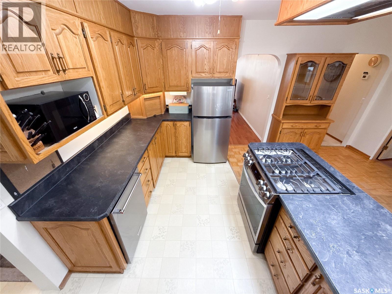 220 1st Street W, Ponteix, Saskatchewan  S0N 1Z0 - Photo 13 - SK021875