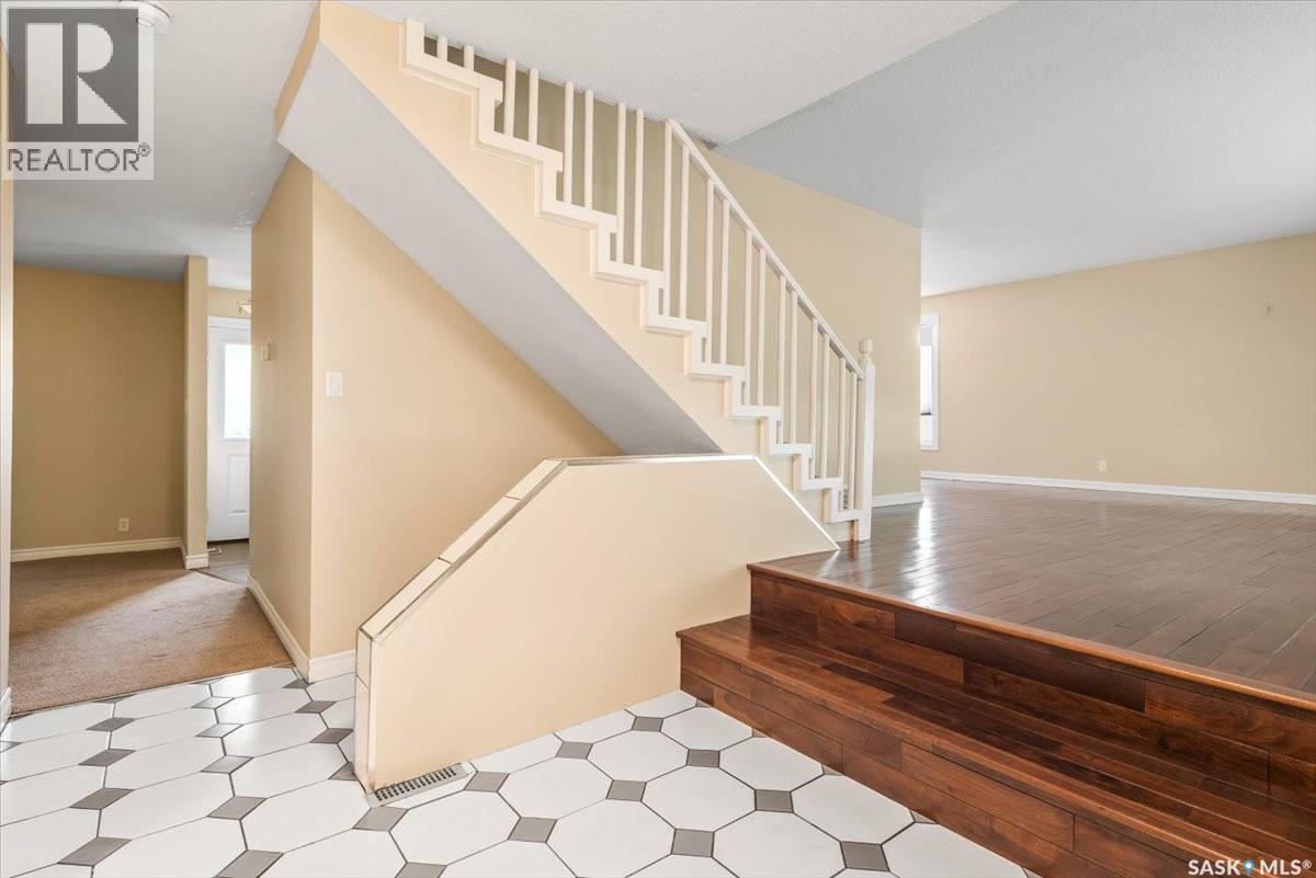 50 Lowry Place, Regina, Saskatchewan  S4S 6C7 - Photo 10 - SK021814