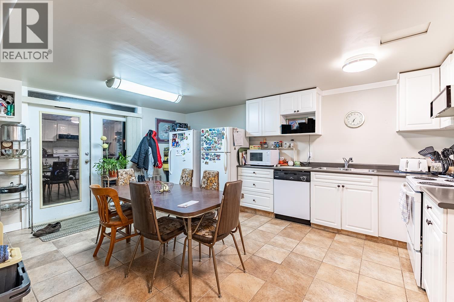 3326 3330 Finley Street, Port Coquitlam, British Columbia  V3B 3H2 - Photo 15 - R3062370