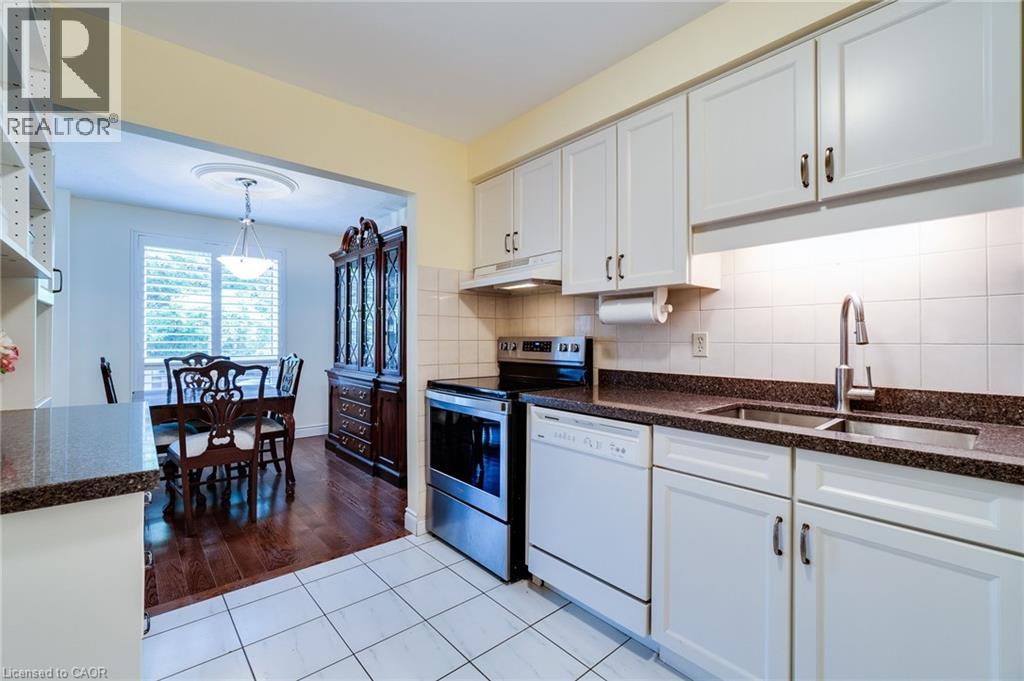 1205 Lamb's Court Unit# 7, Burlington, Ontario  L7S 2G4 - Photo 18 - 40779544