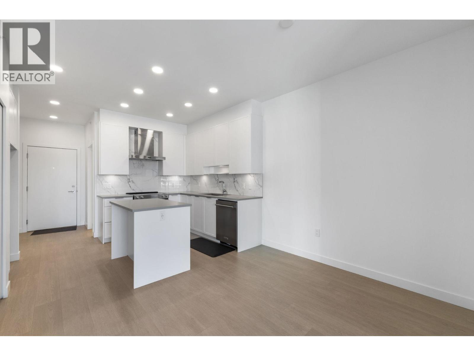 410 7123 11 Avenue, Burnaby, British Columbia  V3N 0J6 - Photo 9 - R3058032