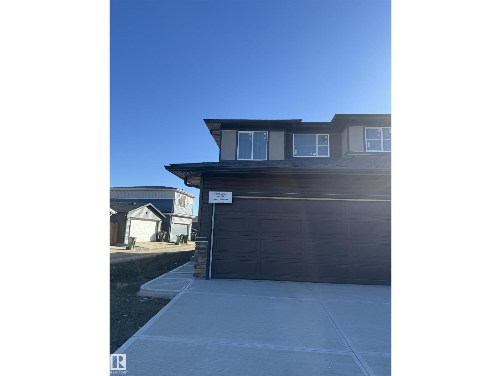 5621 Hawthorn Wy Sw, Edmonton, Alberta  T4H 1X9 - Photo 2 - E4453142