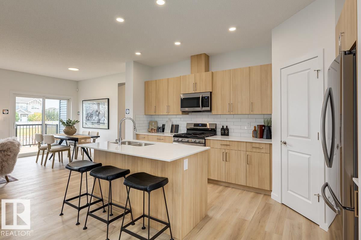 5621 Hawthorn Wy Sw, Edmonton, Alberta  T4H 1X9 - Photo 6 - E4453142