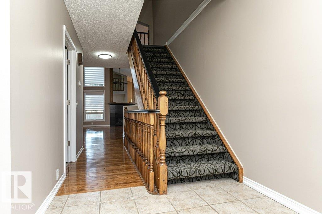 1051 109 St Nw, Edmonton, Alberta  T6J 5J2 - Photo 36 - E4463899