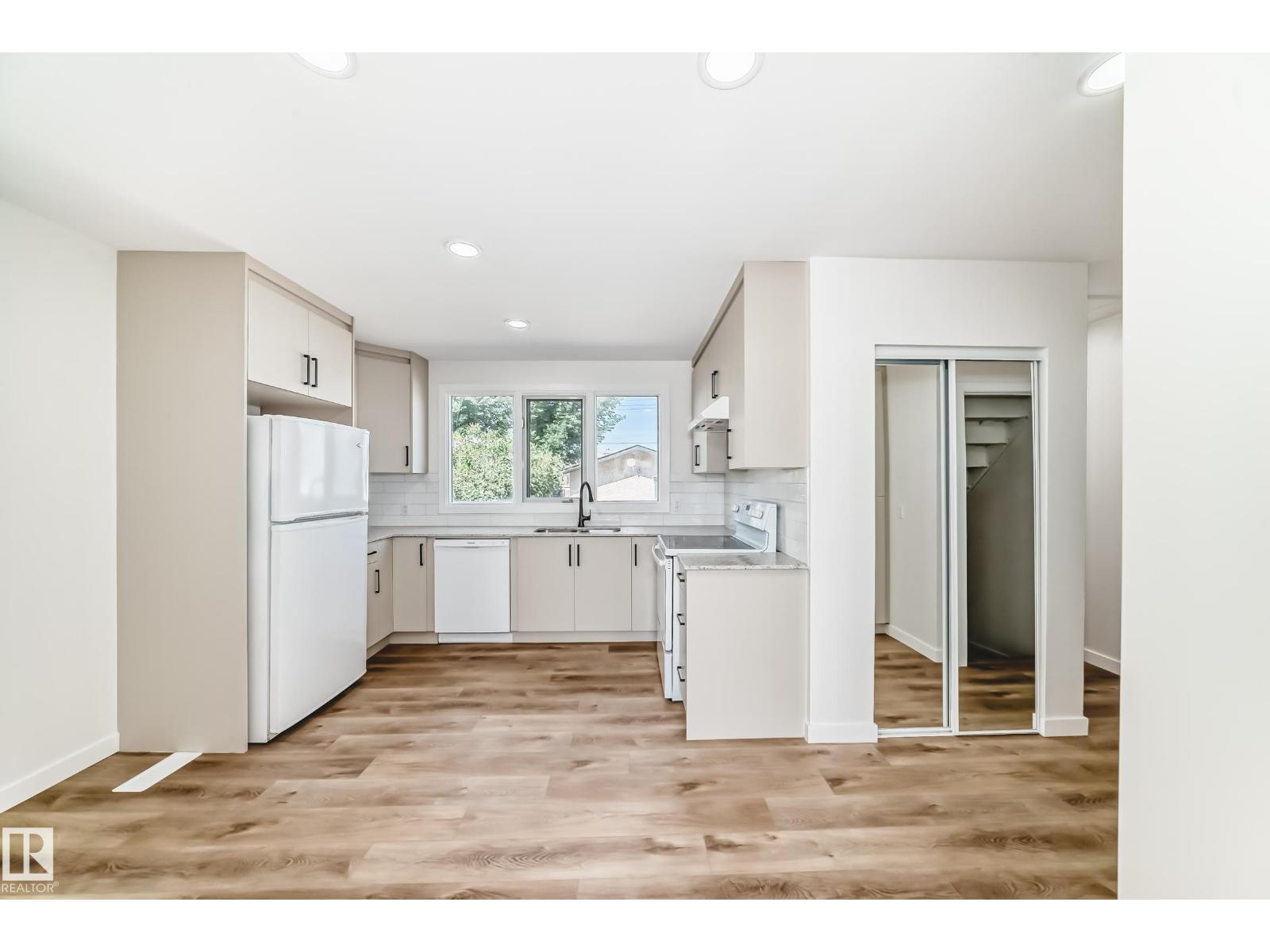 10820 132 Av Nw, Edmonton, Alberta  T5E 0Z6 - Photo 5 - E4463900