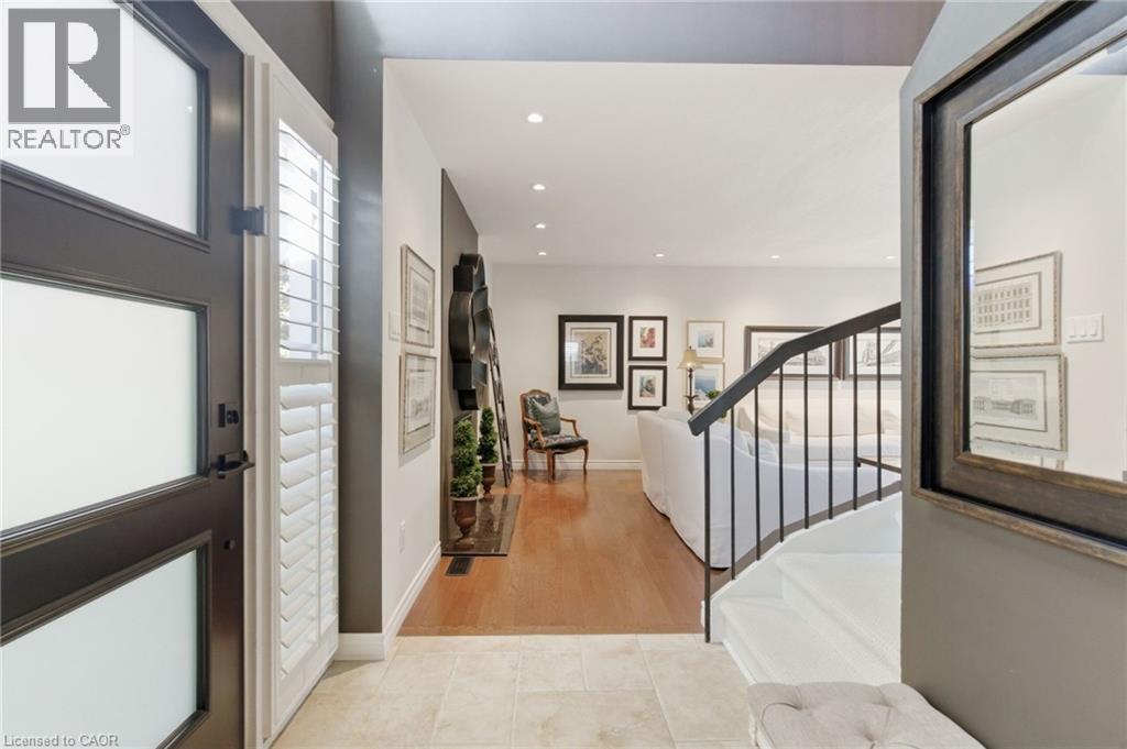 2387 Cavendish Drive, Burlington, Ontario  L7P 3B5 - Photo 7 - 40779692