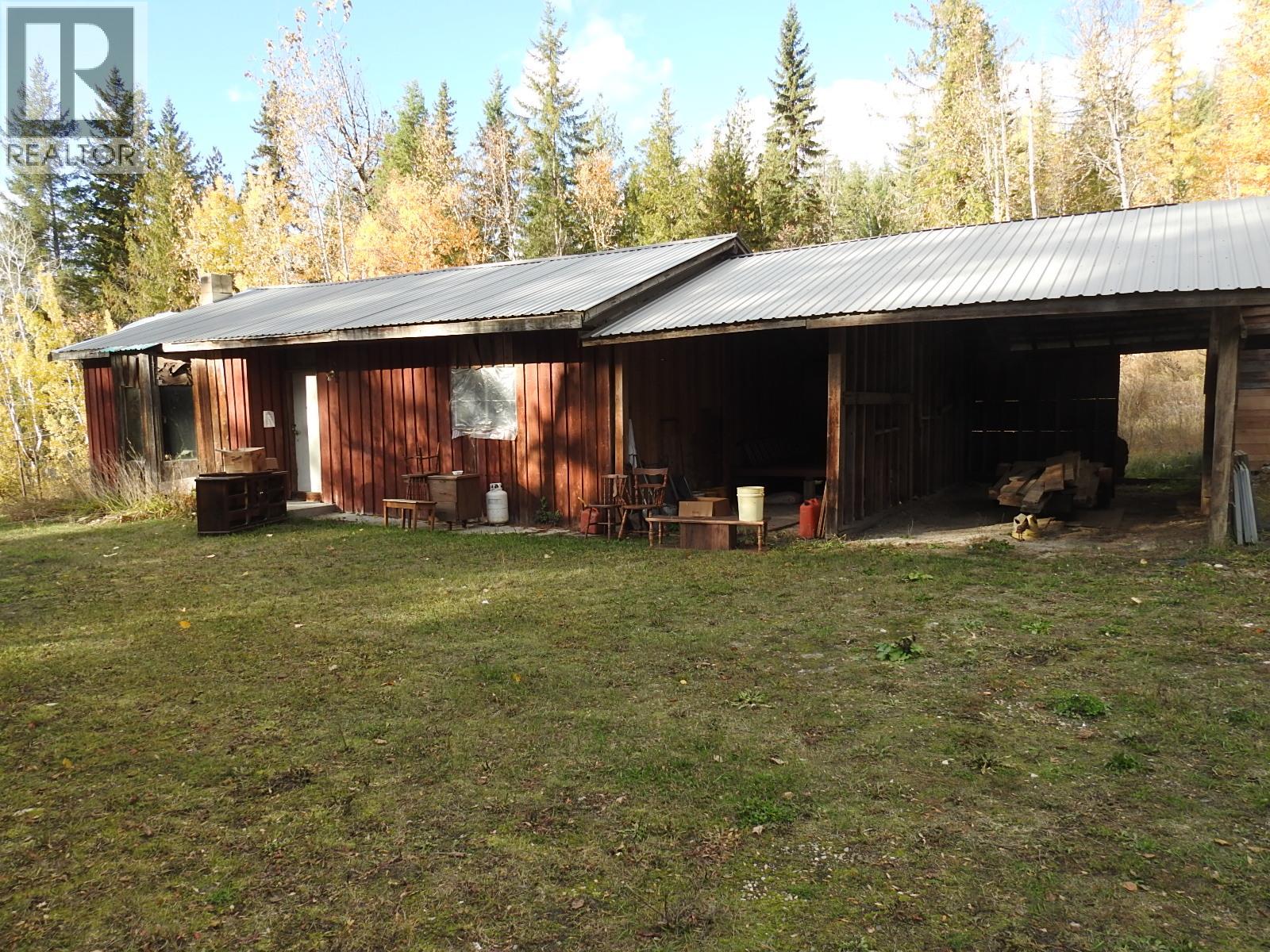 50 East Poirier Road, Mara, British Columbia  V0E 2K0 - Photo 6 - 10308875