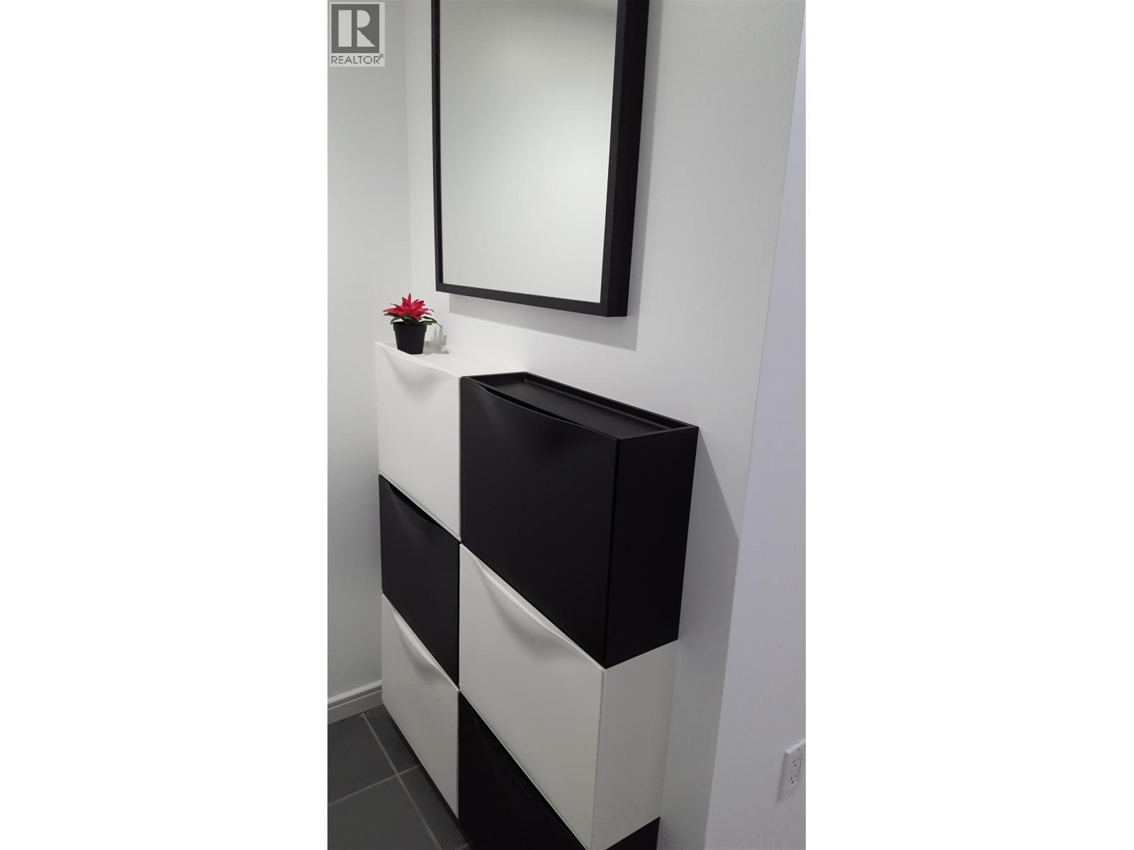 305 1068 Hornby Street, Vancouver, British Columbia  V6Z 2Y7 - Photo 4 - R3062089