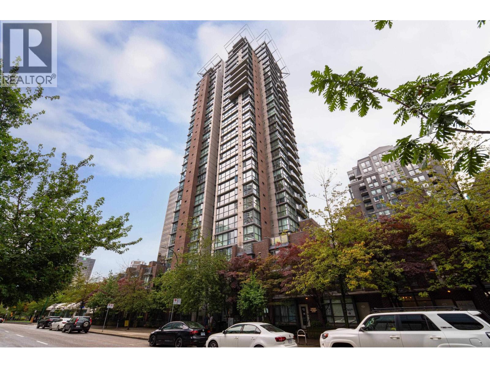 305 1068 Hornby Street, Vancouver, British Columbia  V6Z 2Y7 - Photo 2 - R3062089