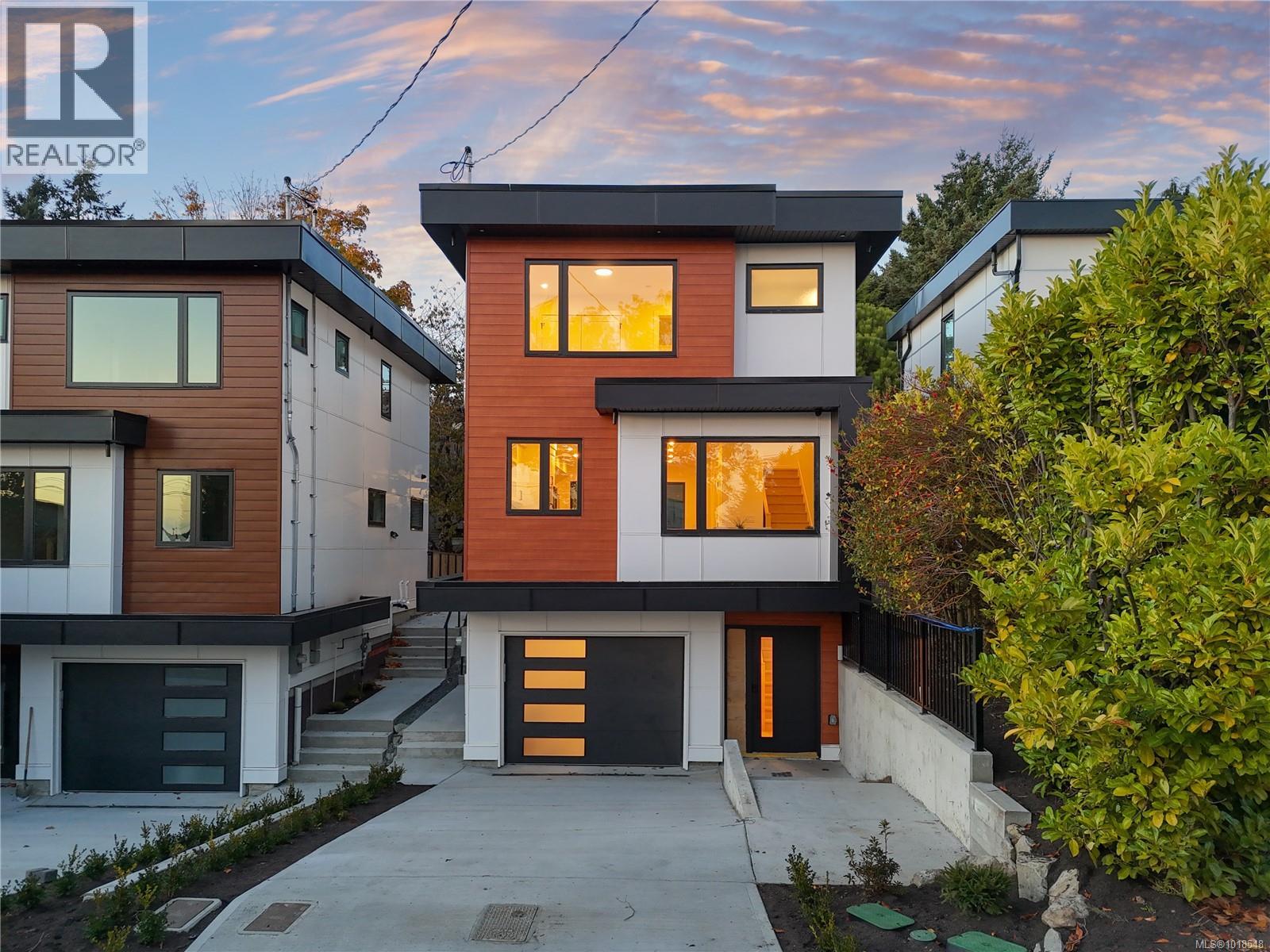 1342 Wood St, Esquimalt, British Columbia