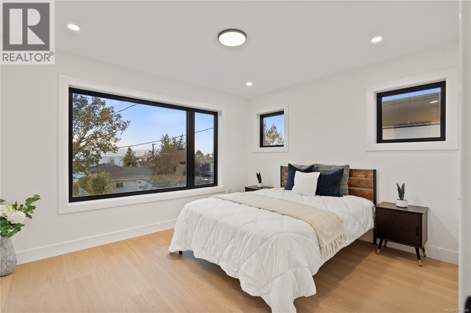 1342 Wood St, Esquimalt, British Columbia  V9A 5E1 - Photo 15 - 1018548